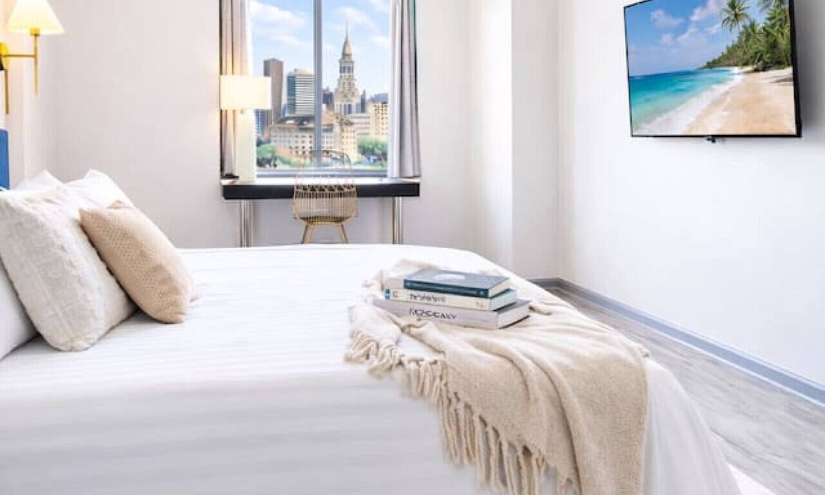 Downtown Hartford Apartment | Modern Downtown Condo Near XL Center + Gym
