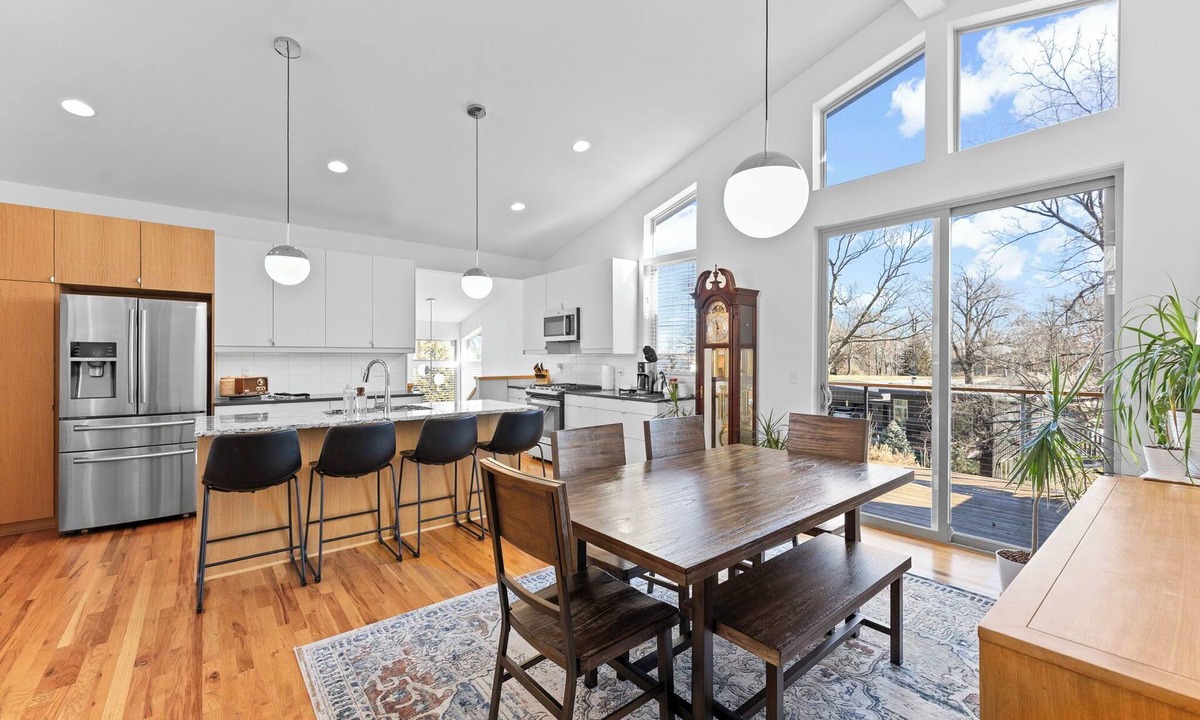 Riverside House | Modern Gem with Secret Room, Game Room, Fire Pit, & Hot Tub Best for Relaxation