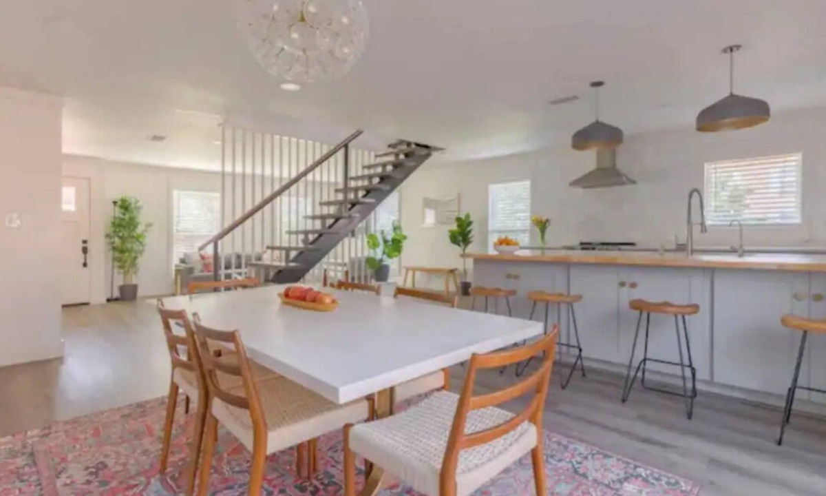 Spring Branch West House | ✨Modern Houston Hideaway✨Fast Wi-Fi, Ideal for Work & Relaxation in Memorial