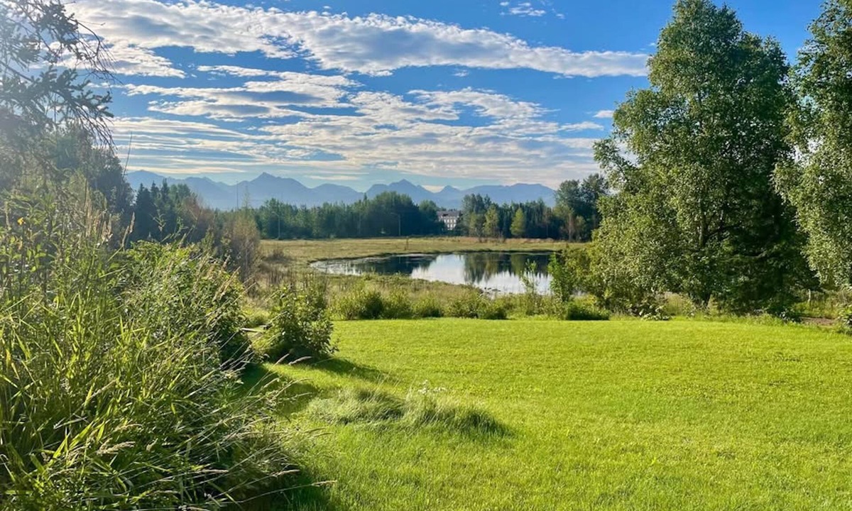 Spenard House | Mountain Views, Moose Sightings, 3 min to Airport
