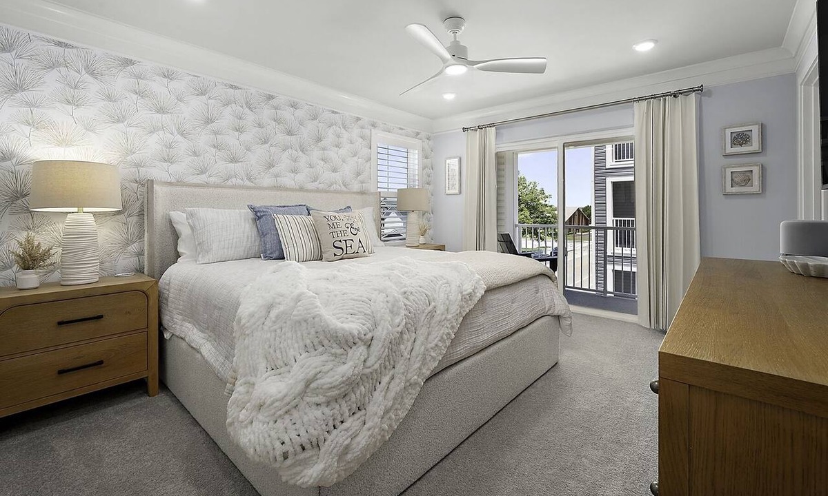 Caine Woods House | New Construction Townhome, Outdoor Pool, quick walk to beach, FREE Linens/Towels