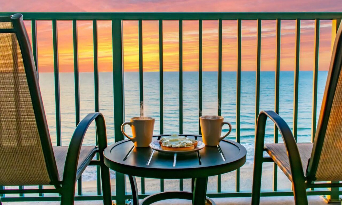 Myrtle Beach Condo | Oceanfront Bliss, Hot tub, Pools, Lazy River & Fun