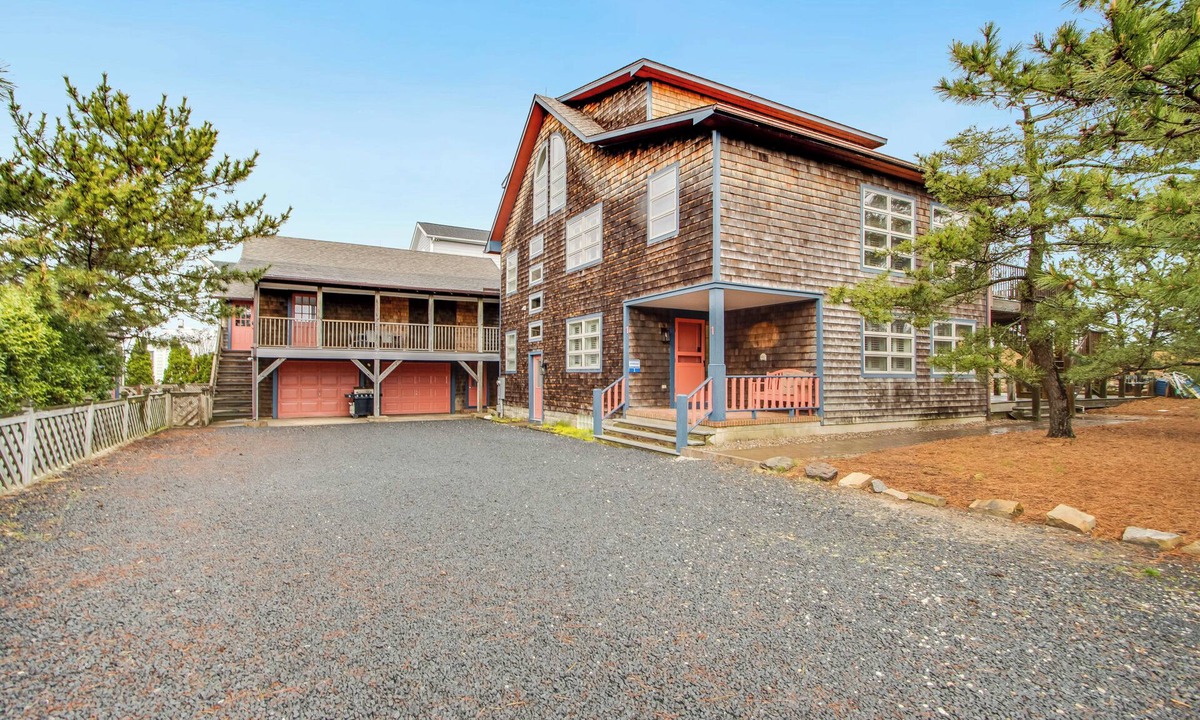 South Rehoboth House | Oceanfront property with a private pool!