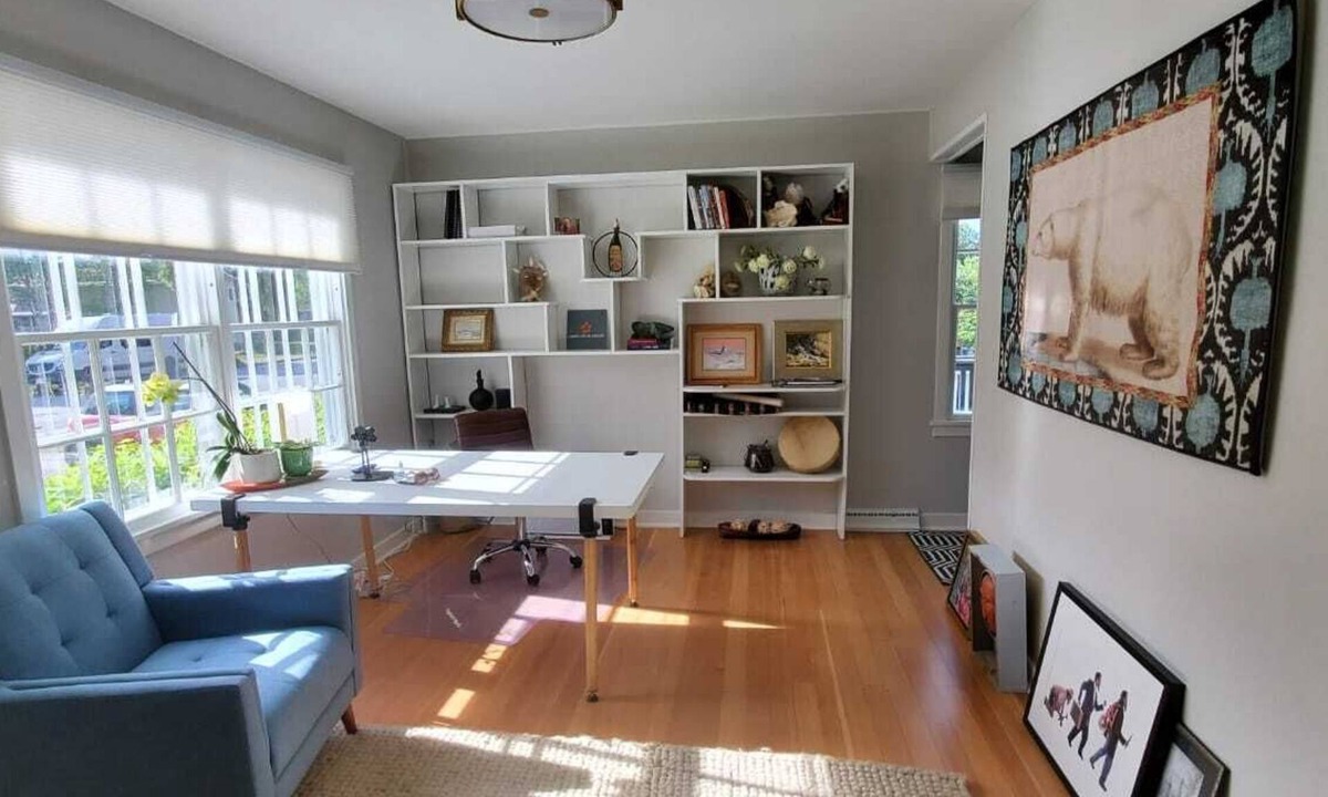 South Addition House | Rhubarb South Downtown Anchorage restored historic home/office