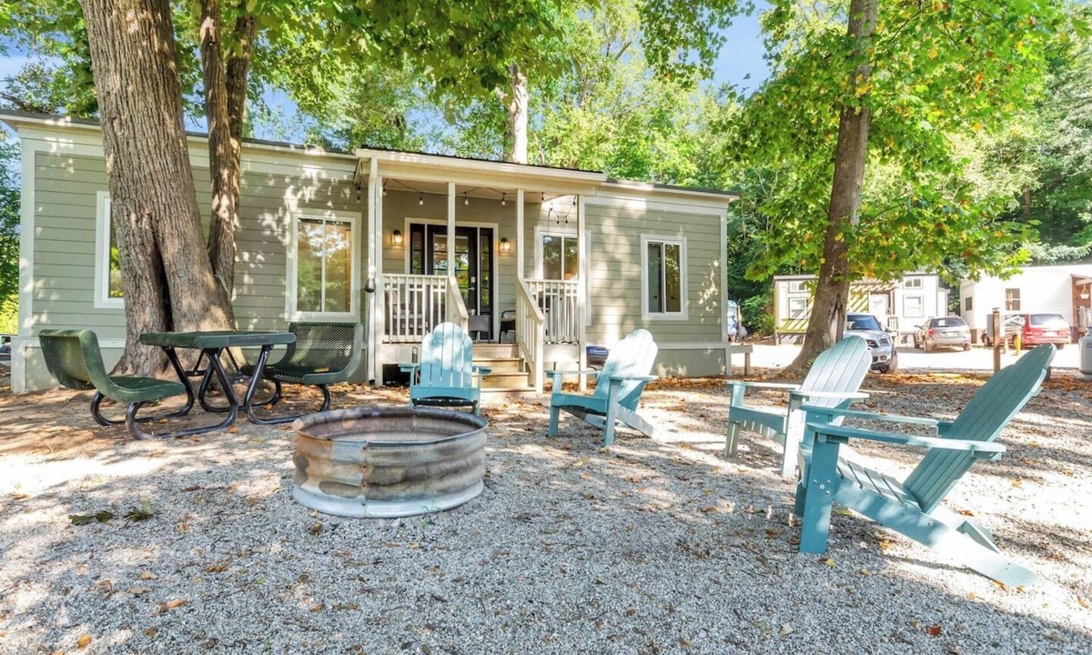Greenville Cabin | Riverfront Cabin w/Shared Hot Tub+Sauna Sleeps 5
