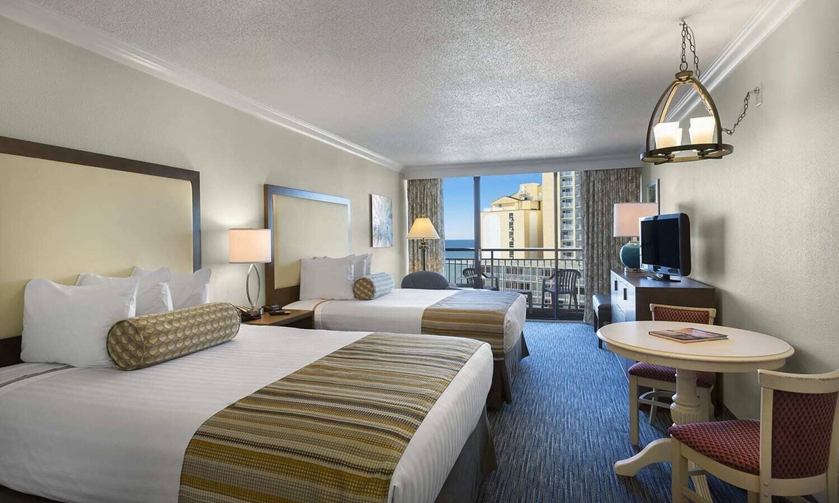 Myrtle Beach Resort | Room with Partial Ocean Views in South Myrtle Beach - Full Access to Amenities!