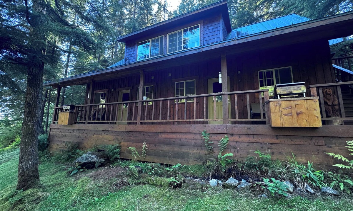 Thorne Bay Cabin | Serene cabin in beautiful Thorne Bay, perfect for relaxing
