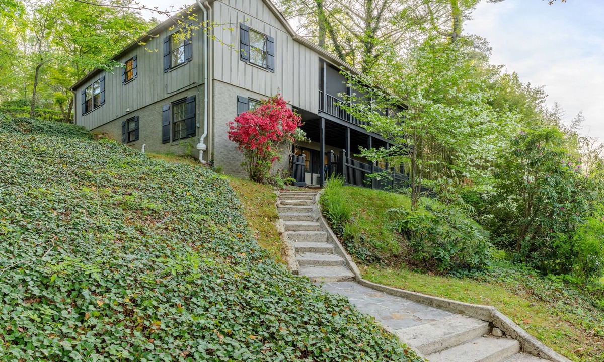 Laurel Park Cottage | Skylight Cottage is your private mountain sanctuary in Laurel Park, NC