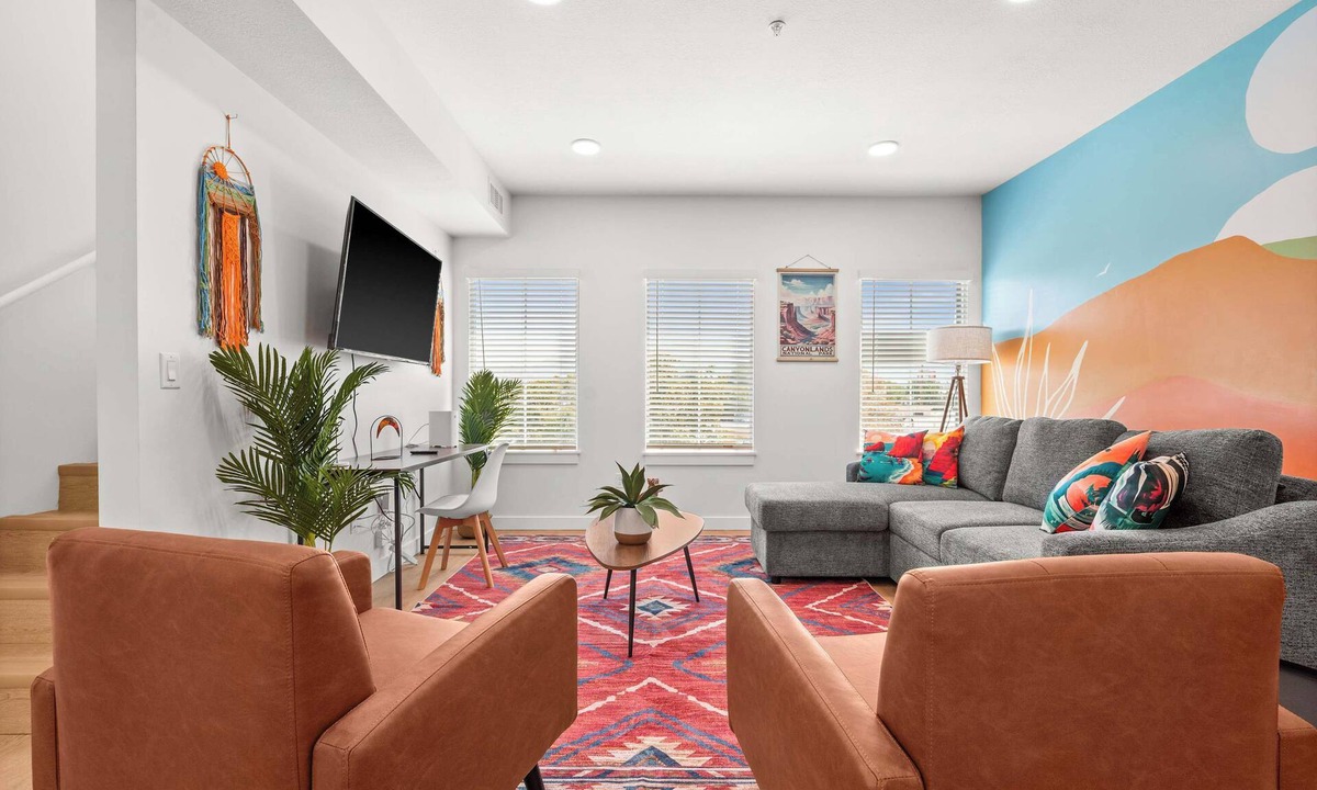 People's Freeway House | SLC - Delta Center - Convention - Townhome -Garage