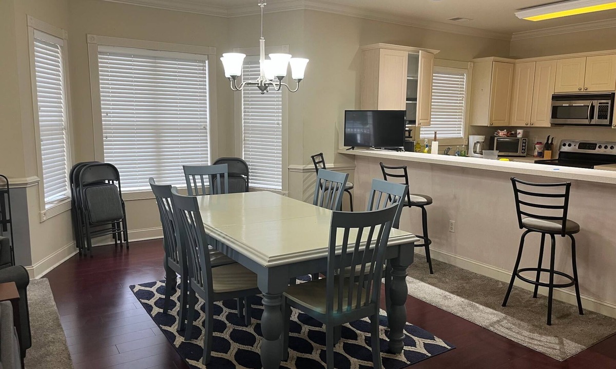 Central Myrtle Beach Condo | SLEEP 10-Allow 12 3br/2ba Golf & Pool-BROADWAY @ THE BEACH #766033 Myrltewood