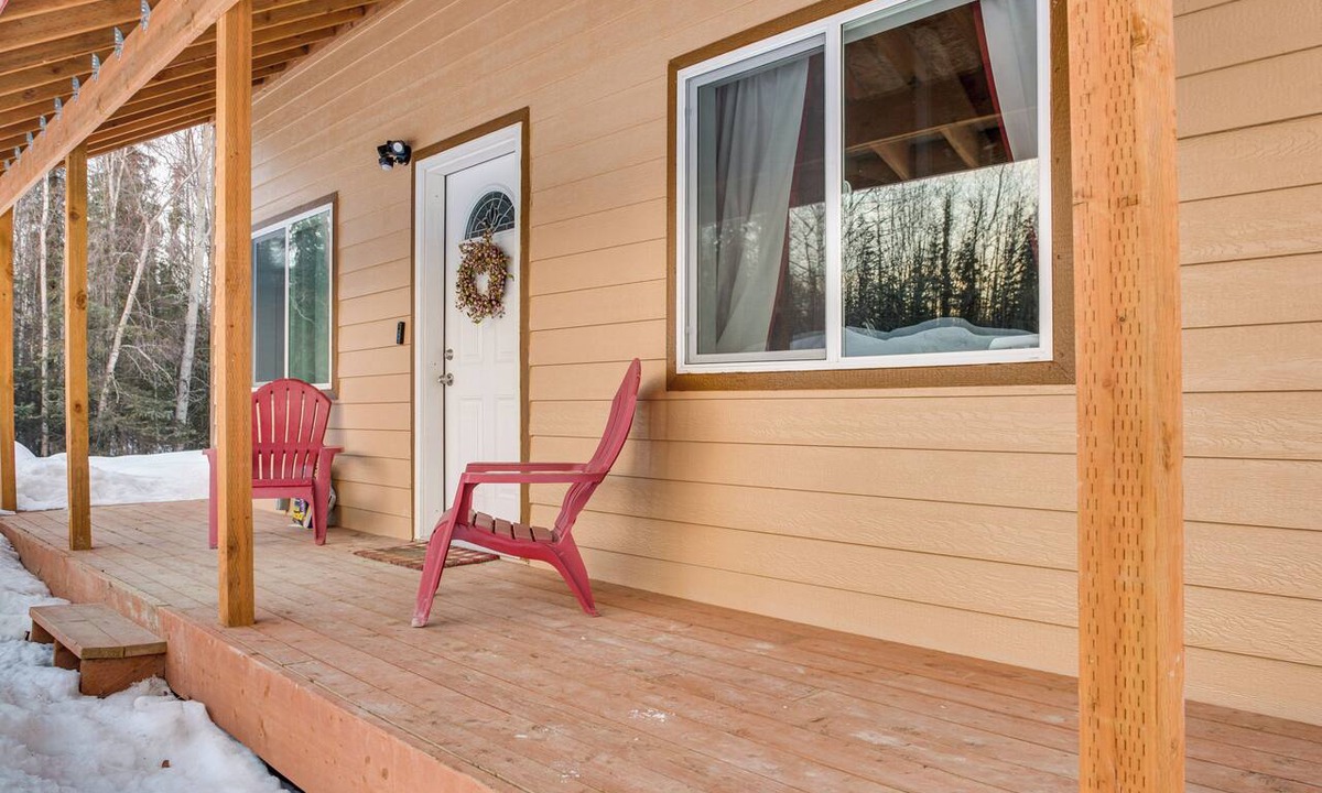 Kalifornsky Cottage | Soldotna Vacation Rental ~ 8 Mi to Kenai River!