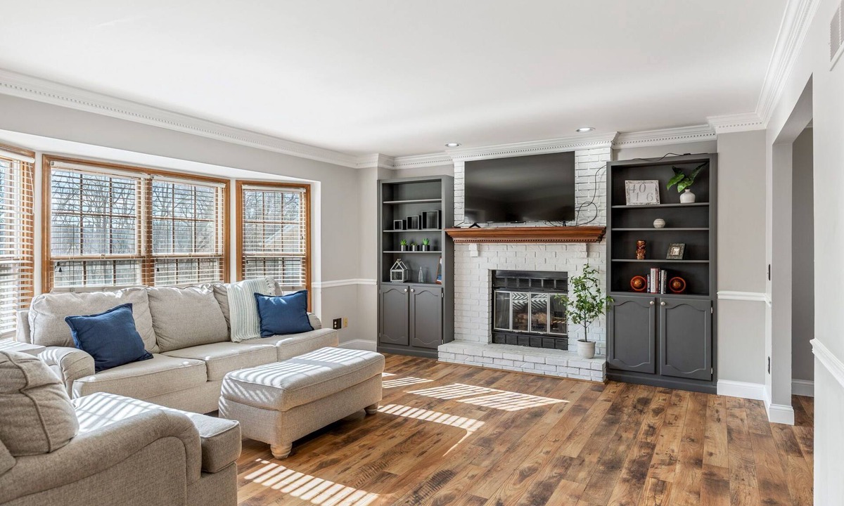Weldon Spring Heights House | Spacious Home with Pool and Hot Tub