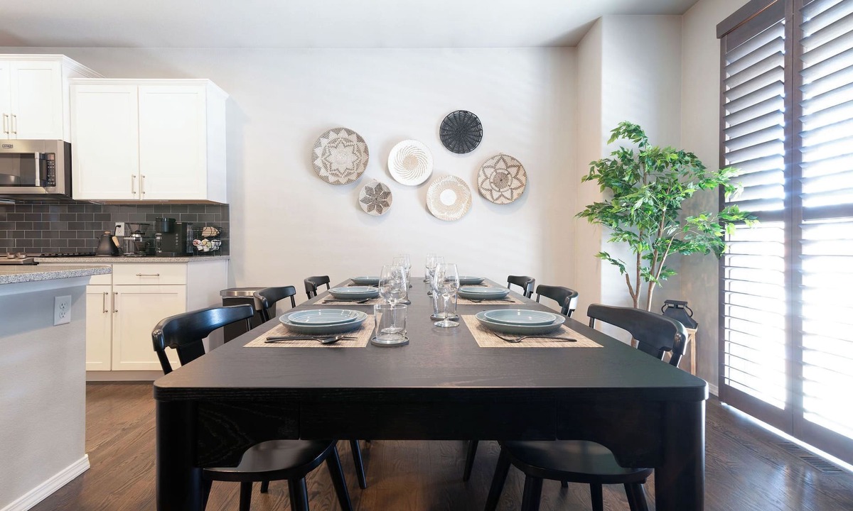Monument House | Spacious house in Monument, Mountain Views, close to USAF Academy, Nature!