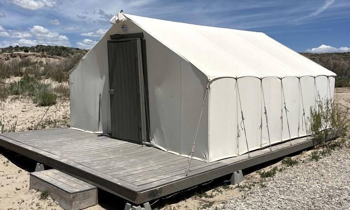 Levan RV Rental | Spacious Pet-Friendly Safari Tent on Yuba Lake with Spectacular Views for a Memorable Glamping Escape in Utah