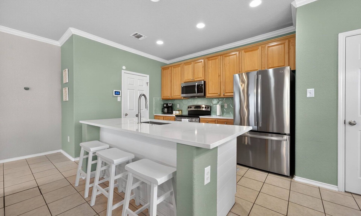 Arboretum House | Spacious SA Home Airport, Stone Oak, & Downtown