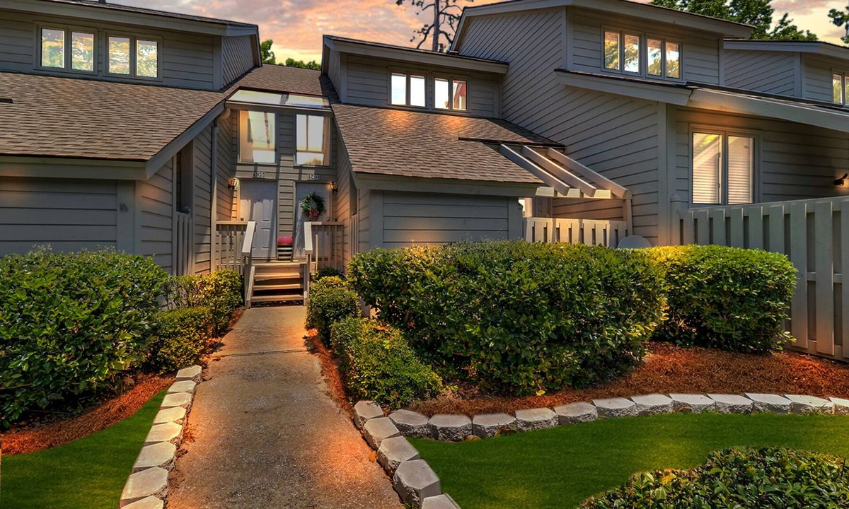 Shipyard Plantation House | Spacious townhome located in Shipyard. STR permit #026479 Town of Hilton Head.
