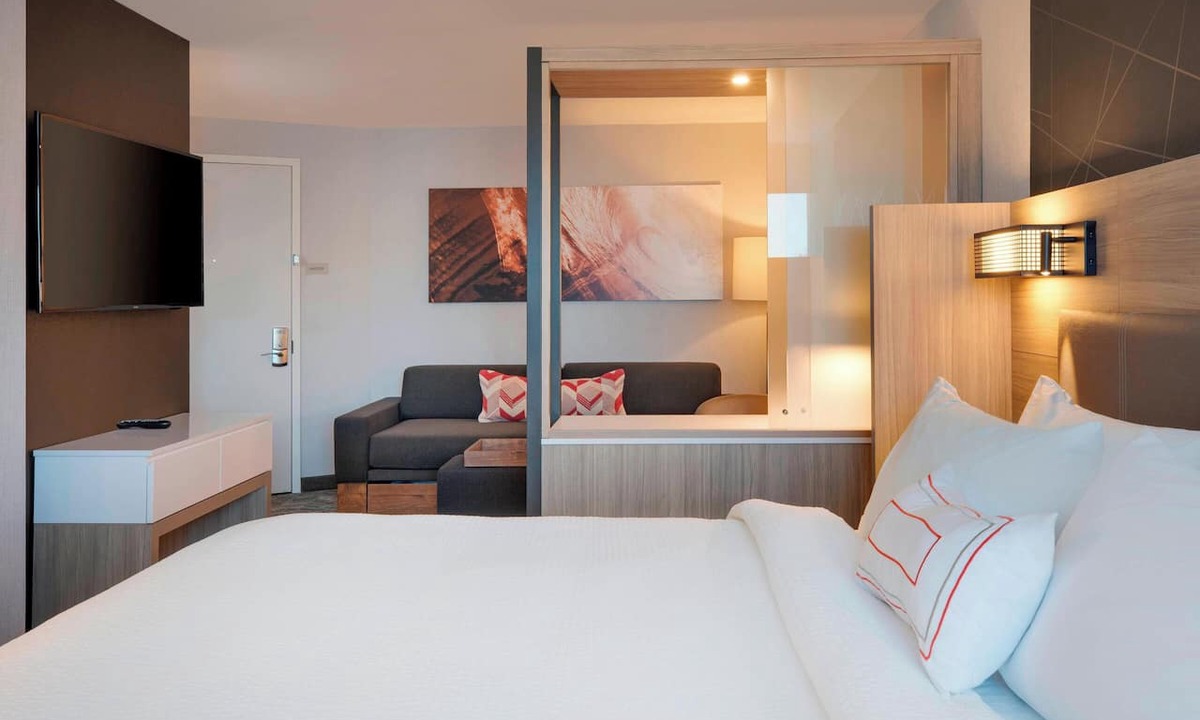 Hampton Hotel | SpringHill Suites by Marriott Hampton Portsmouth