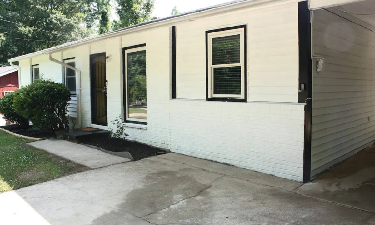 Sylvan Hills House | Stunning Getaway Close to Downtown Atlanta and ATL Airport