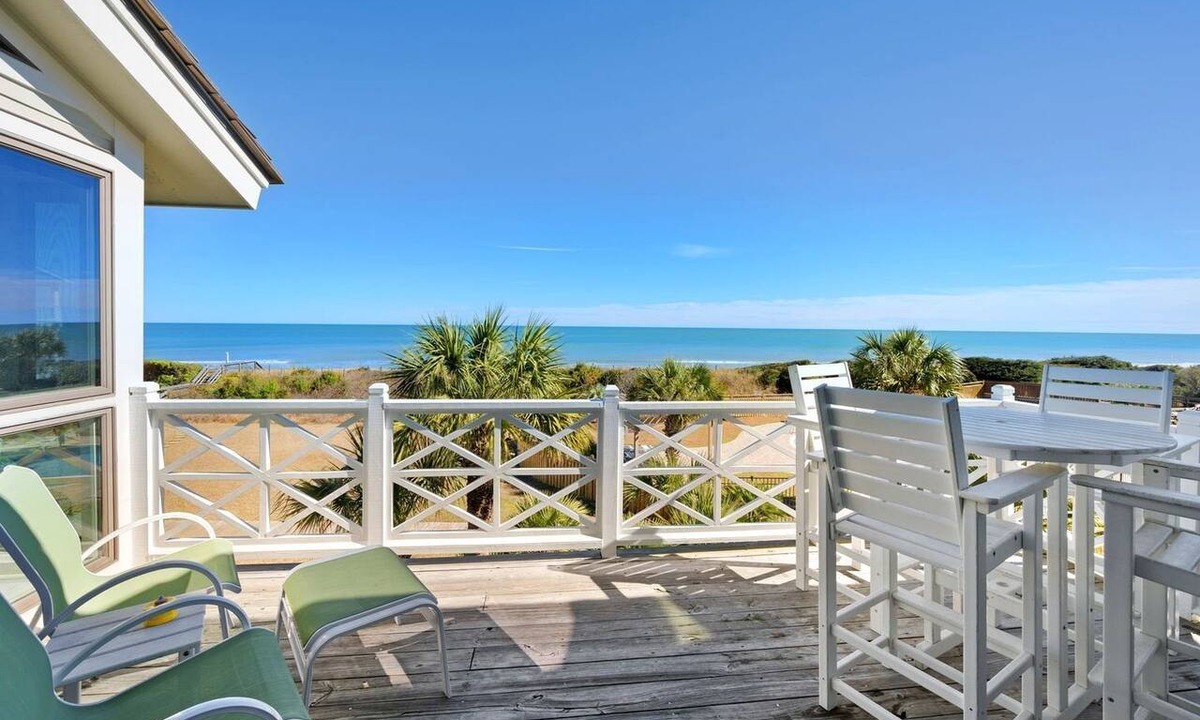 Debordieu Colony Villa | Stunning Oceanfront Villa with Gorgeous Sights in Georgetown, South Carolina