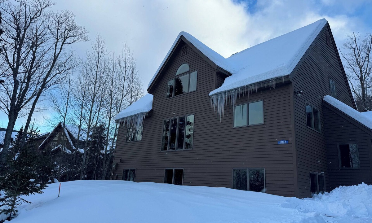 Carrabassett Valley House | Sugarloaf West Mountain Summit Lodge