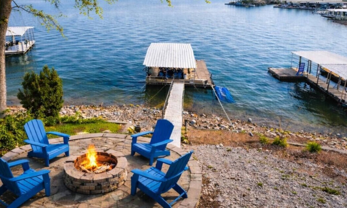 Lake of the Ozarks House | Sunset & Chill Lakefront 3 Bed/2Bath/Dock/Firepit/HotTub-10PP