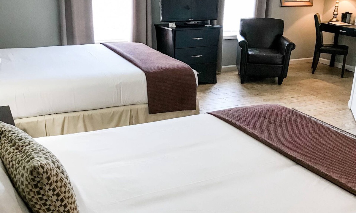 Dahlonega Hotel | The Dahlonega Square Hotel