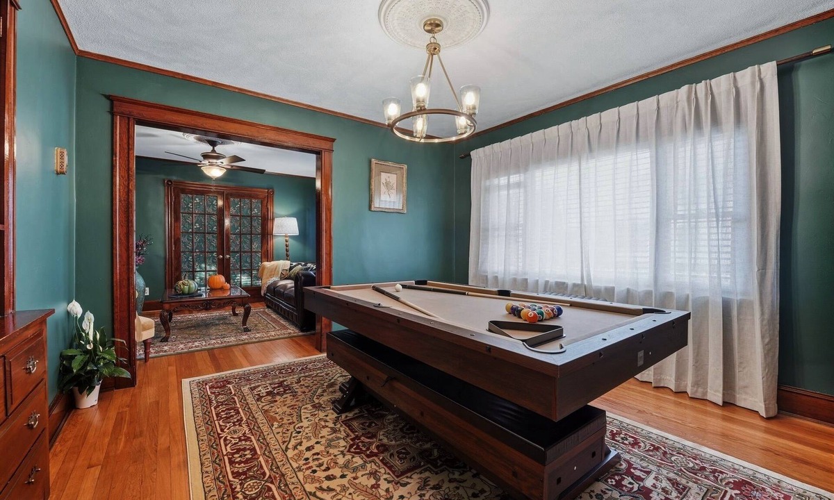 Brook Farm Apartment | The Enchanted Willow Boston Escape 3BDR/Free Parking/EV Charger/Family-friendly