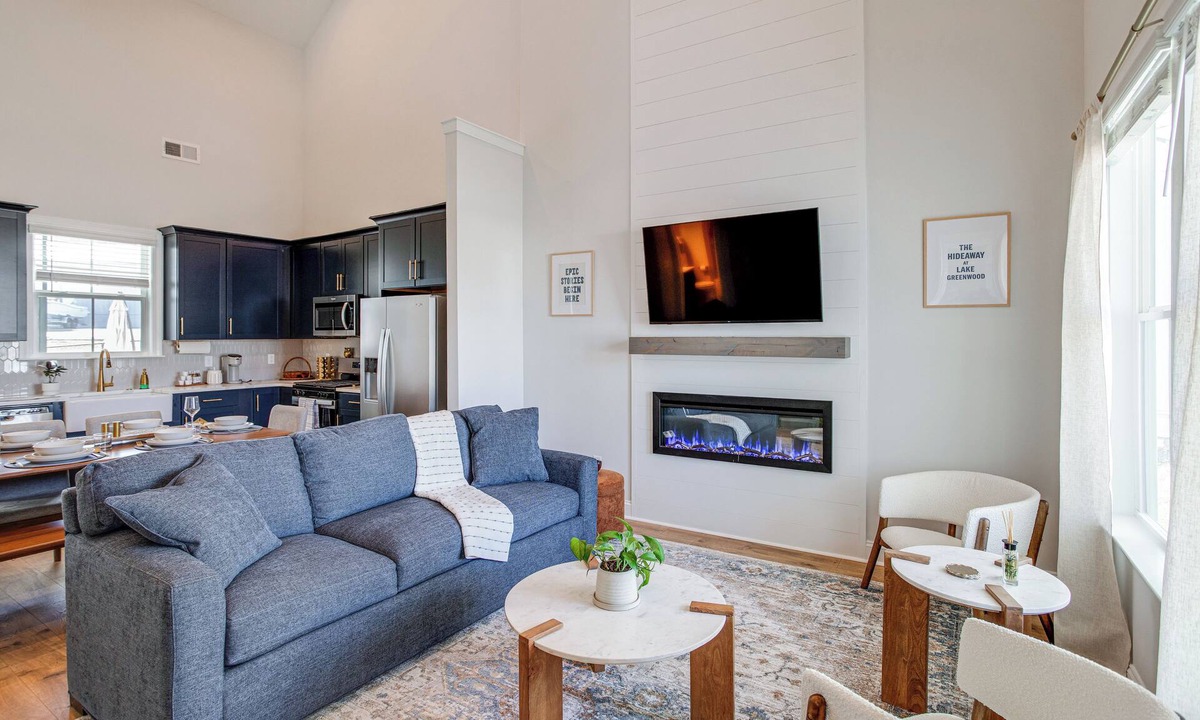 Greenwood House | The Hideaway at Lake Greenwood | Marina Access