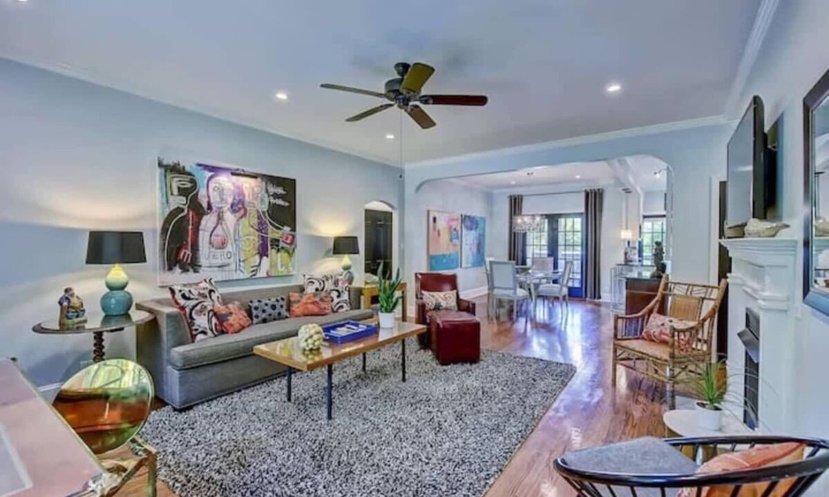 Myers Park Condo | The Home Collection: Historic Myers Park 2BR · Near Atrium Health