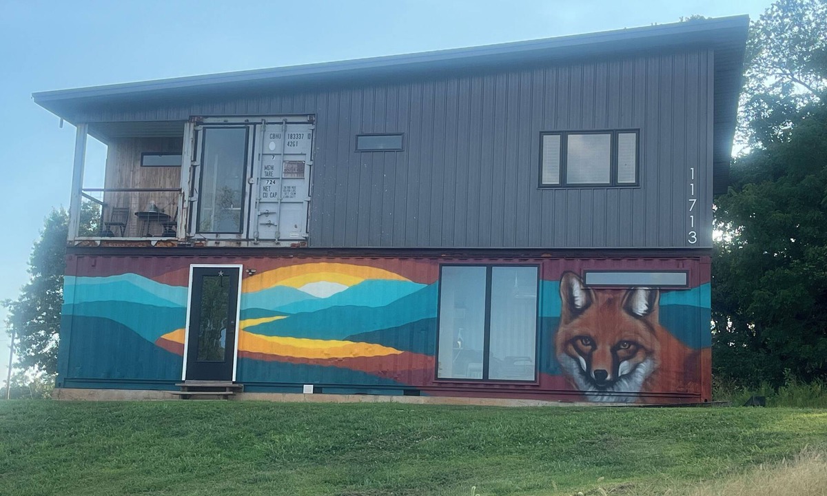 Bentonville House | Unique Container Home🏔 MTB 🚲