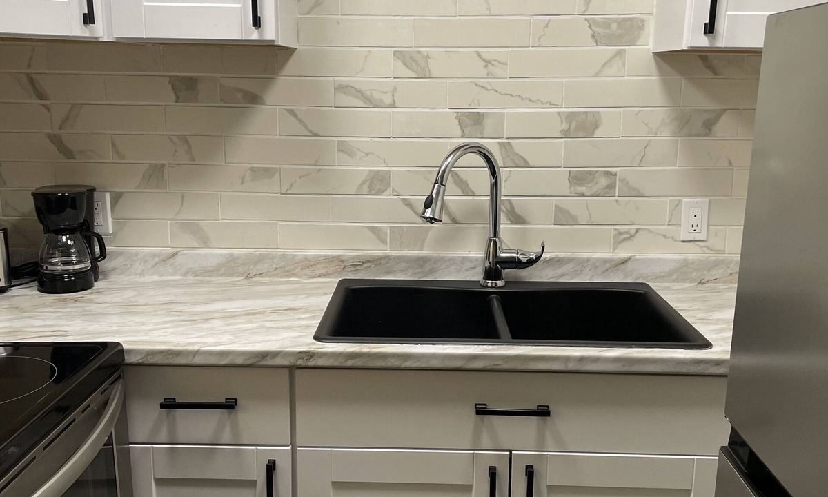 Midtown Anchorage Apartment | Very nice one bedroom apartment in midtown