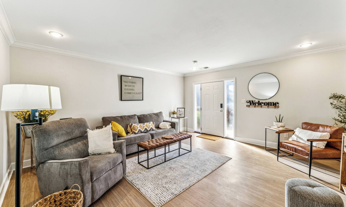 Quality Hill Condo | Walk to Main Street: Kansas City Vacation Rental!