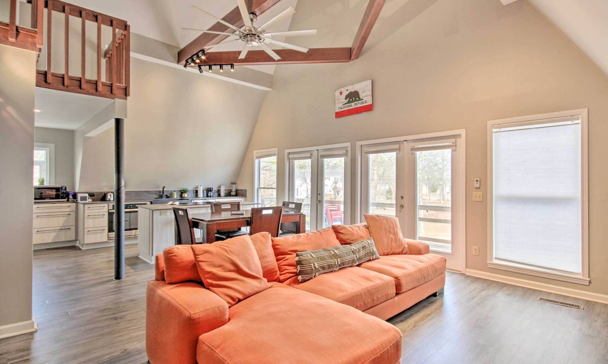 Chapin Cottage | Waterfront Chapin Home w/Private Dock!