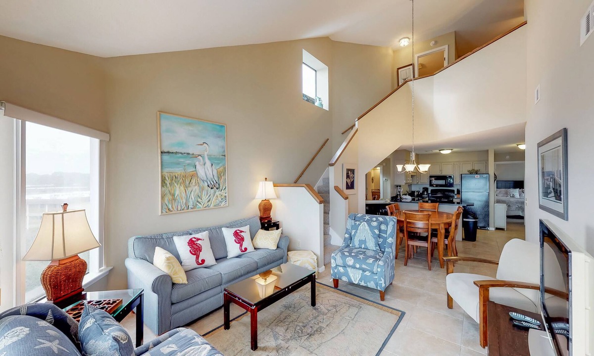 Folly Field Condo | Waterfront Penthouse Villa with Shared Pool and Ocean View - Close to the Beach