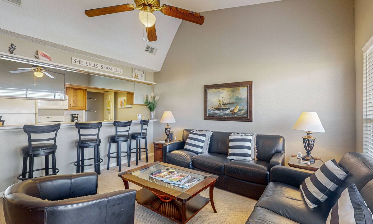 Pirates Cove House | Waterfront Townhouse with High-Speed WiFi and Central AC & Snowbird-Friendly