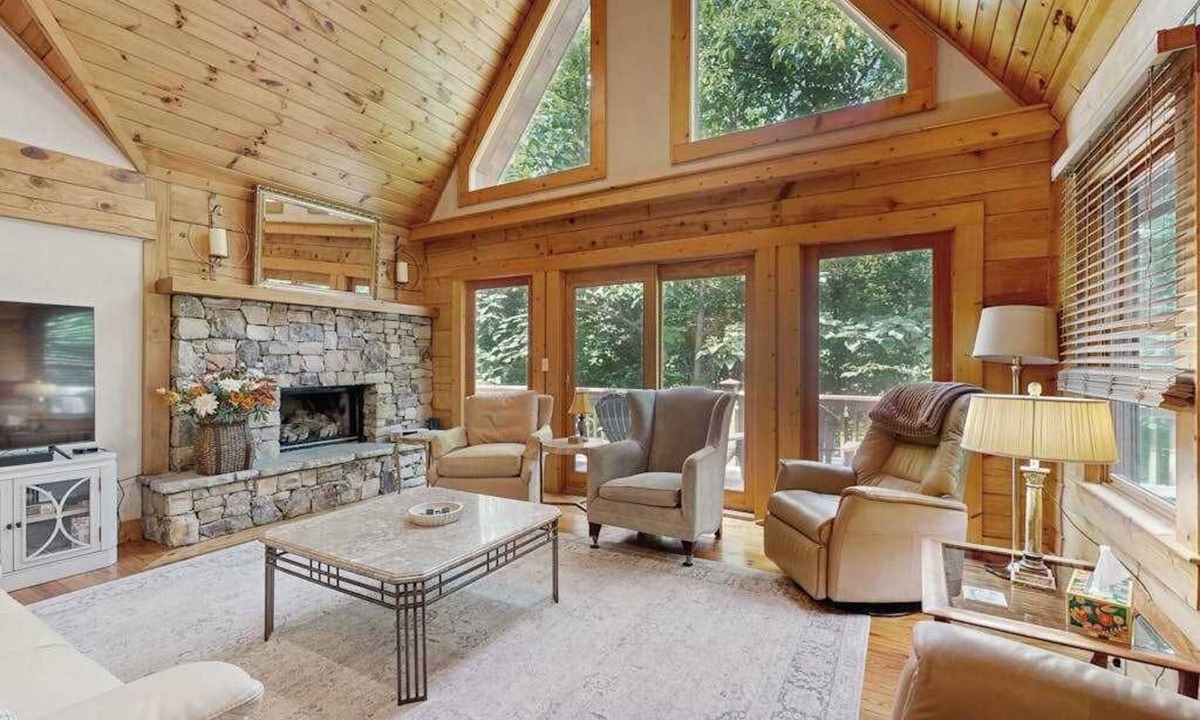 Mountain Vista House | Woodsy cabin with hot tub, gas fireplace, firepit, balcony & gas grill