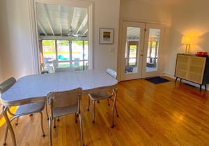 3 Bdrm w/ Office in Downtown Franklin