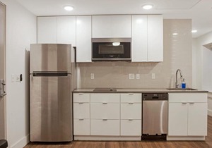 FRONTDESK Comfy Studio Apt near Science City