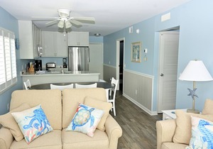 Ocean Front with Incredible Views -wifi, pool, corner unit, in-unit washer/dryer