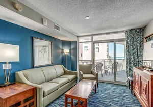 · Oceanfront King Suite - Multiple Pools, Indoor Waterpark and More