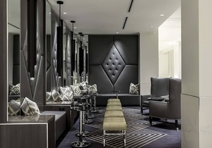 Romantic Couple Room in the Heart of Boston Theater District, Pets Are Allowed