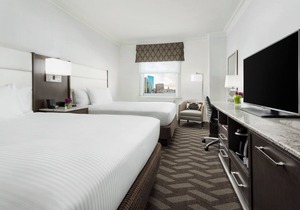 Spacious Downtown Family Stay | Pets Are Allowed | Near Boston’s Theater Scene