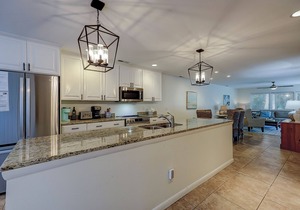 Sunset Rentals | Tennismaster 904
