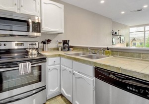 The Littlefields by Lodgewell | Downtown Loft | A4