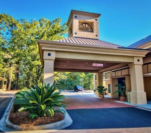 Clarion Inn 