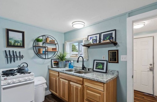 North Star Cottage | #1 Pendleton Cottage/Midtown Hideaway/& More