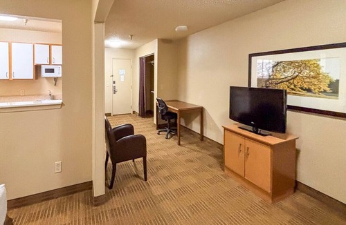 Greenville - Spartanburg Apartment | 1 Queen Bed | Non-Smoking, Micfridge, Sofa-Bed