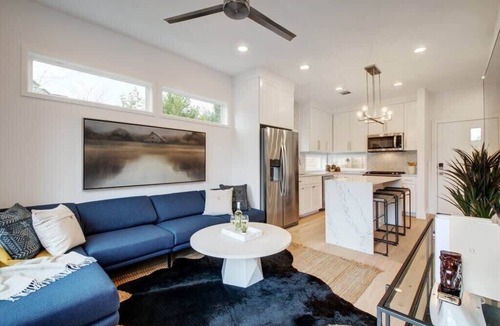 East MLK House | 13BR East Austin Home | Hot Tub & Open Living