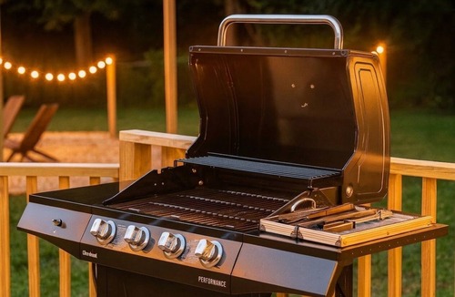 Wade Hampton House | 15 min DT GVL - Wellness Retreat with Firepit & Arcade