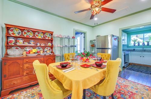 Springfield House | 18 Mi to Skiing: Colorful Home in Springfield!